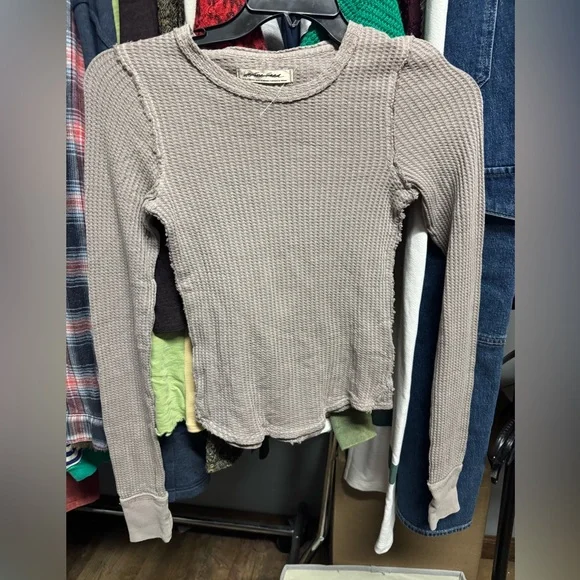 We The Free Roll With It Thermal - Cashmere Size XS NWOT Retail $48 - Picture 5 of 7